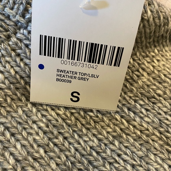 Grey American Eagle hooded sweater - Picture 4 of 5